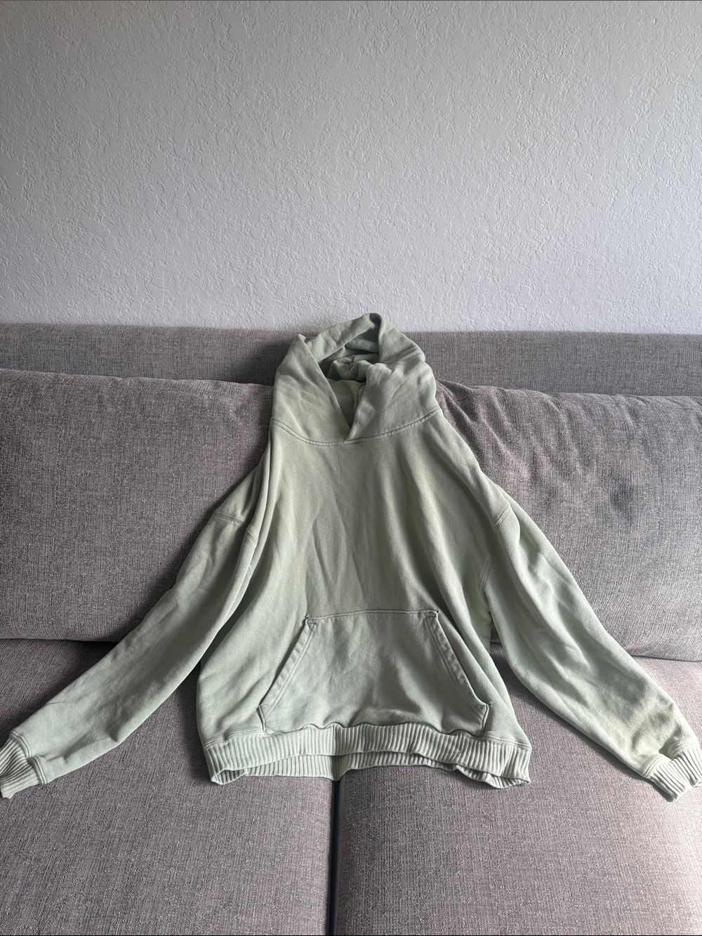 Elwood Men's Sage Green Pullover Hooded Sweatshirt